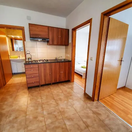 Apartmán Steli Vir